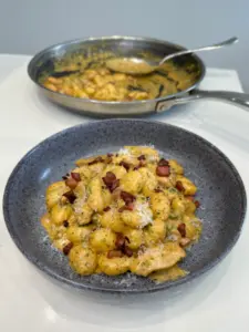 creamy chicken & pancetta gnocchi