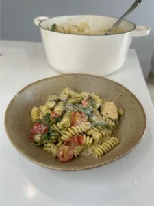one pot pesto pasta with chicken