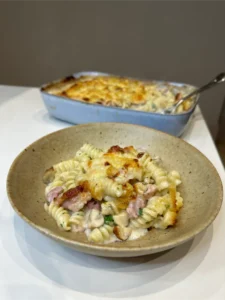 cheesy bacon and mushroom pasta