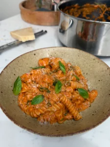 creamy tomato chicken pasta