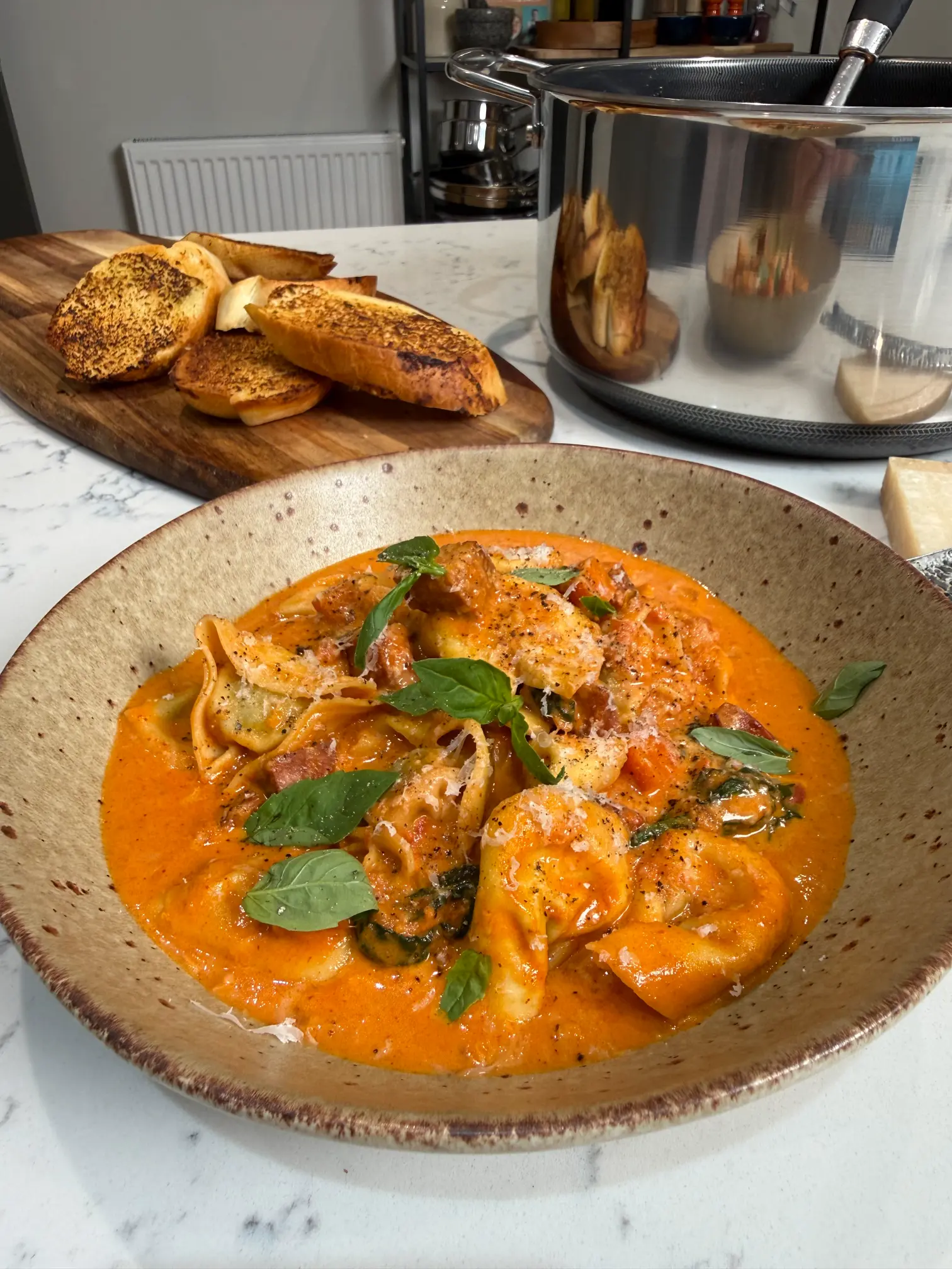 creamy chorizo tortellini soup